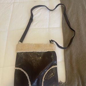 🧹American Eagle crossbody